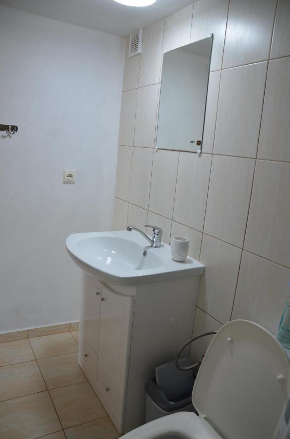 Nameliu Ir 2-4 Vietu Kambariu Nuoma Sventojoje, Zuvedru G Hotell Šventoji Exteriör bild